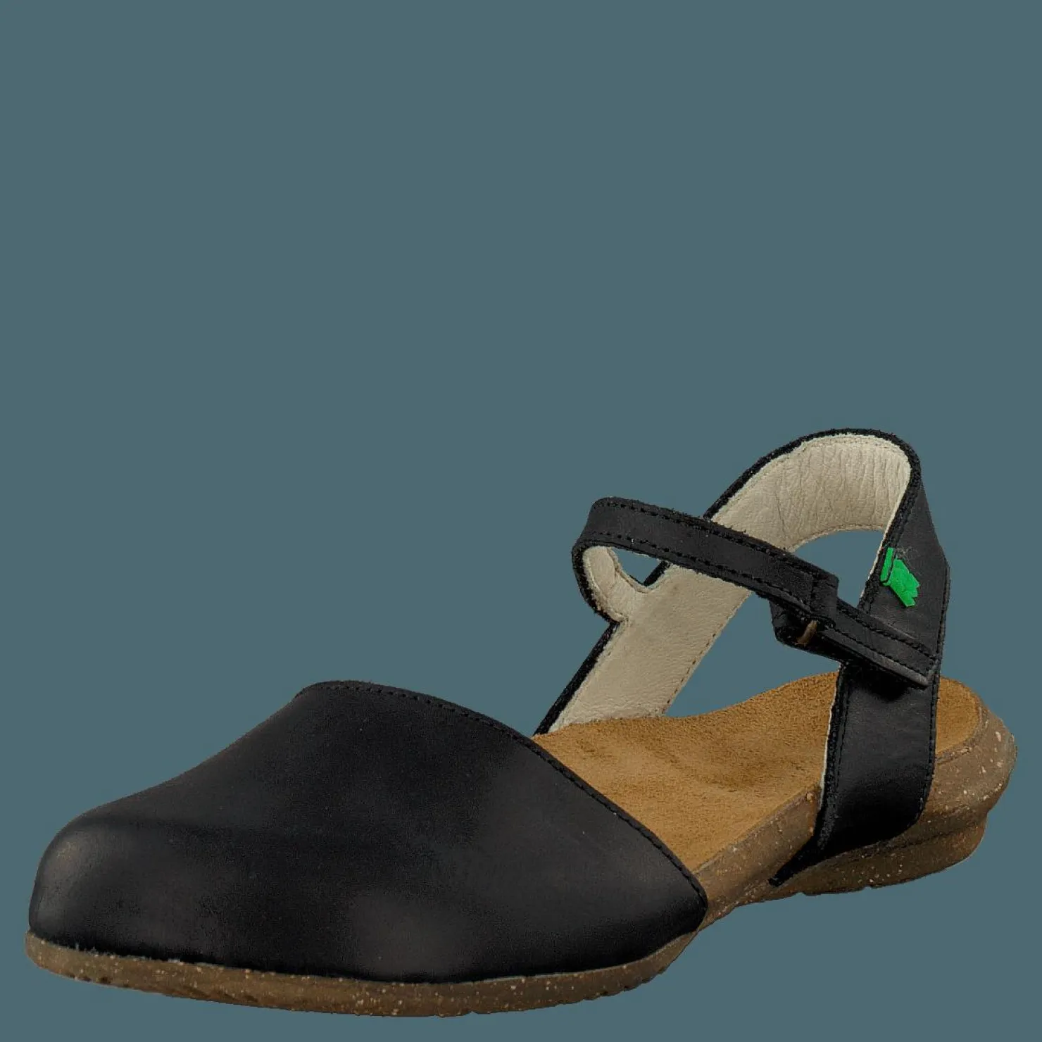 El Naturalista Wakataua N412 Black Svart Best